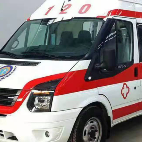 于洪非急救护送病人转院租赁救护车的优缺点对比